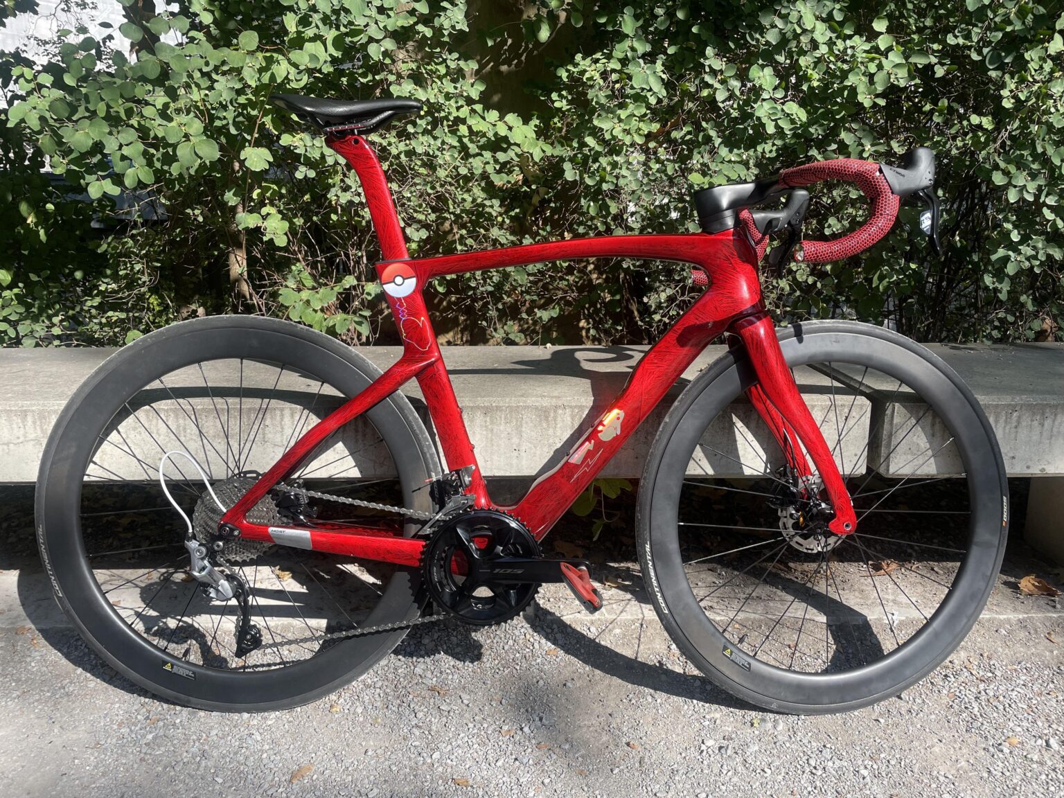 チューリッヒ市で、私の自転車部屋で 1 日に 4 台の美しい自転車が盗まれました [RIP]