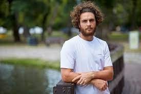 在住テニス選手のマルコ・トゥルゲリッティ氏、ナダルとフェデラーが賭けで「買われた」試合システムに加担していると非難