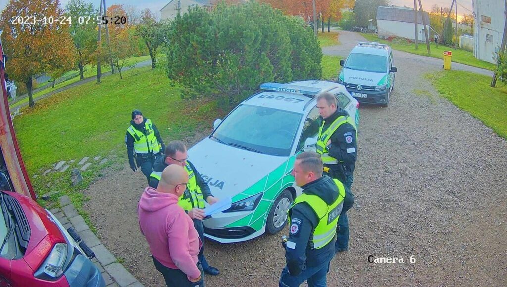 ジェマイタイティスのパルティア人を批判したケルム出身の男性が家宅捜索を受けた