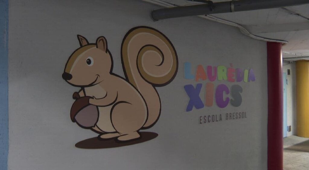 サン・ジュリアの保育園で虐待された乳児の両親が告訴状を提出
