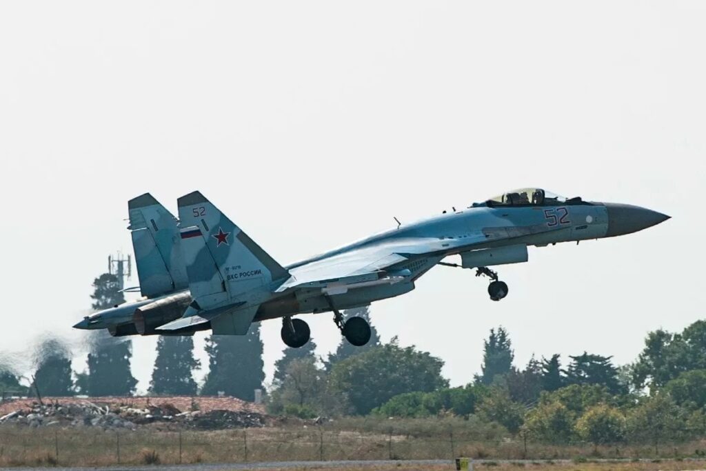 FAB-1500とは何ですか？ ロシアのバンカー破壊滑空爆弾の爆発半径は1,600フィート
