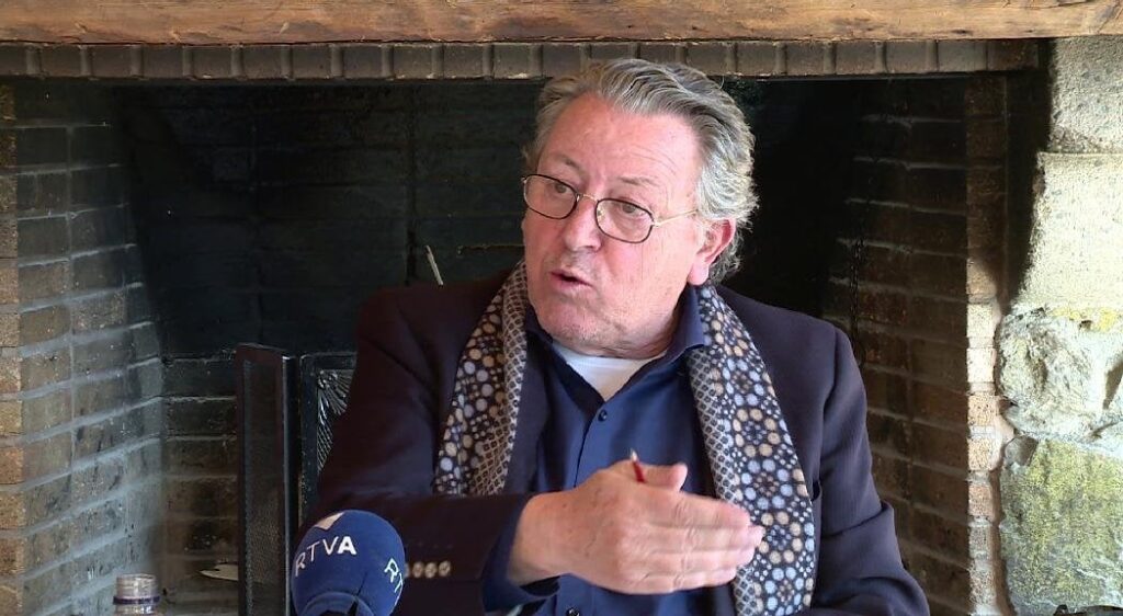 モンタネール氏、ドルサ氏率いる「反グリフォルズ」に立候補するブリンゲ氏を支持