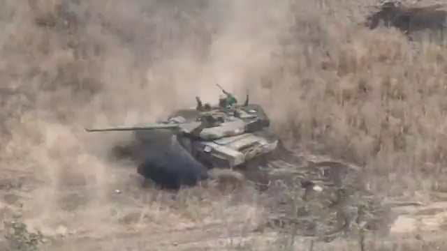ウクライナ軍はロシアのもう一つの近代的なT-90M「プロリブ」戦車を破壊した。 プーチン大統領はこの戦車が世界最高だと考えている。