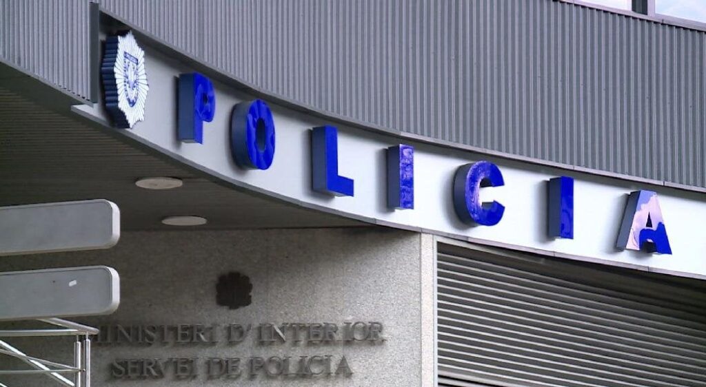 検問所を無視して全速力で逃走した運転手逮捕
