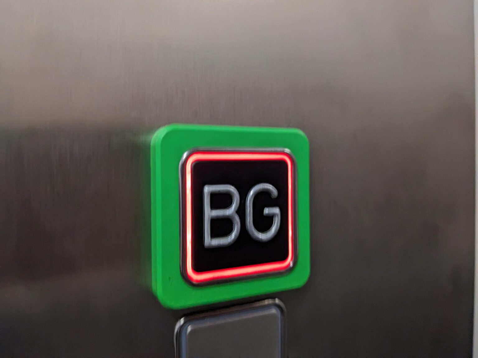 エレベーター内の「BG」レベルの意味は何ですか？  (ZH地域)
