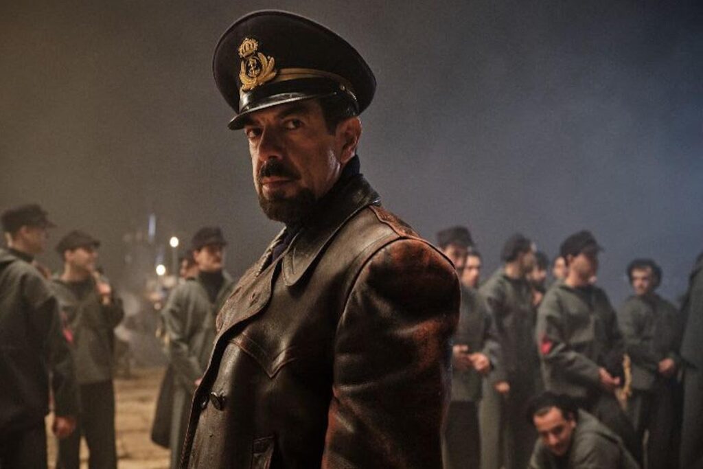 明日、潜水艦司令官トダロの物語を描いたエドアルド・デ・アンジェリス監督の『コマンダンテ』が映画館で公開されますが、どんな感じになると思いますか？