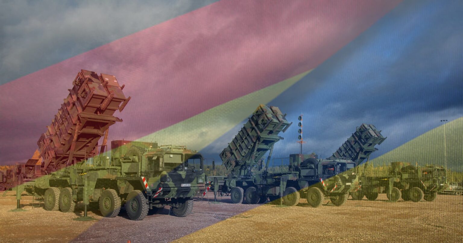 ドイツ政府は、ウクライナへの新たな大幅な軍事援助の提供を発表した。 新しいパッケージには、IRIS-T、PATRIOT、Gepard、Leopard 1A5、および特殊作戦部隊 (SOF) のサポートが含まれています。 この情報はドイツ国防省のウェブサイトからのものです。