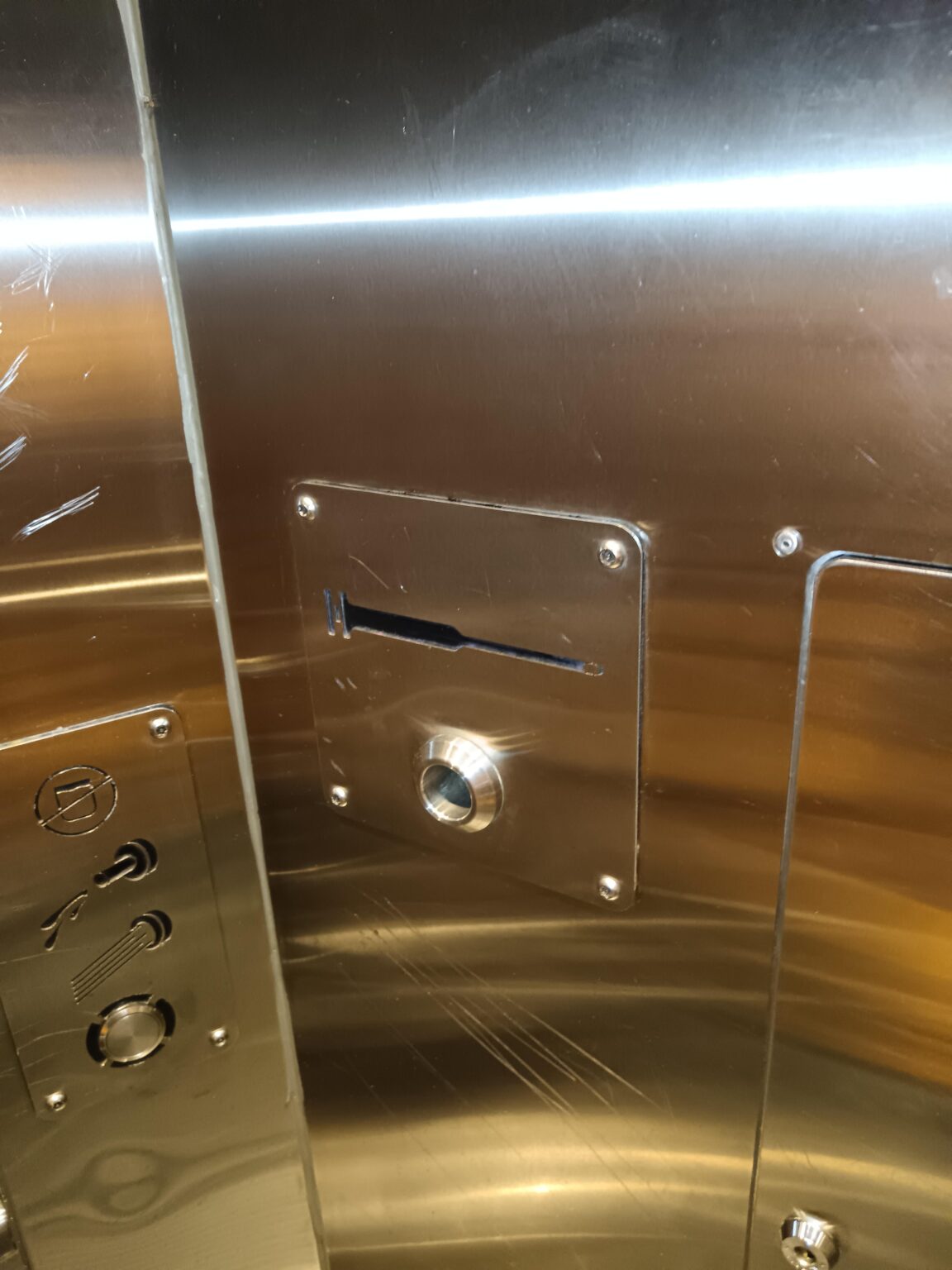 フィンランドの公衆トイレの珍品