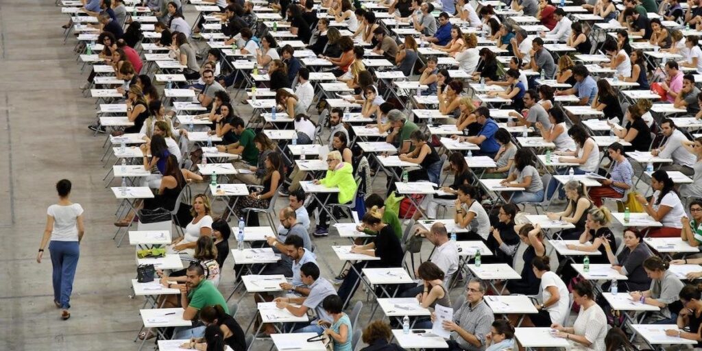 国立行政学校公募大会のトラブル