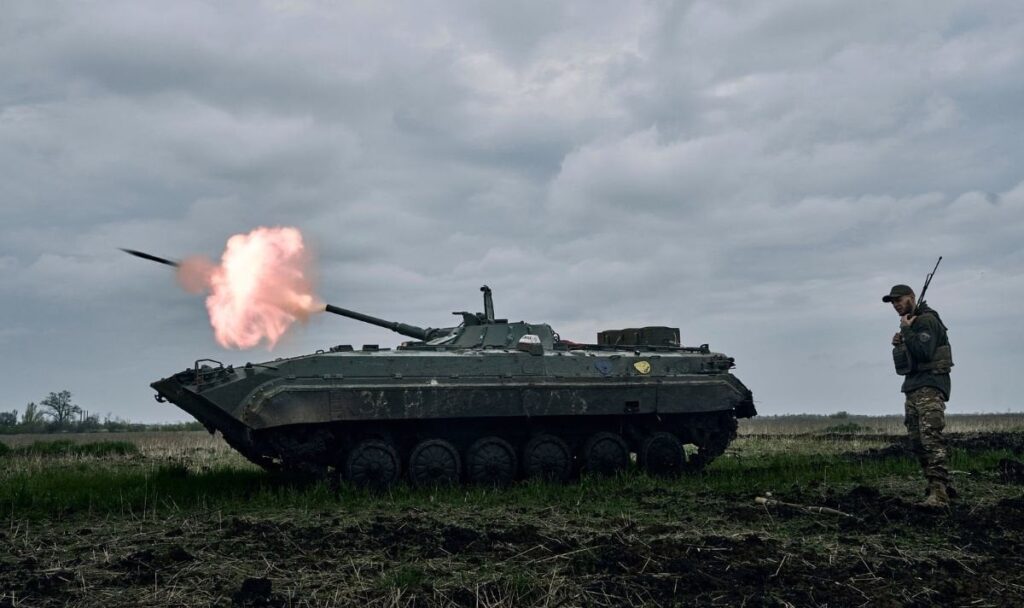ウクライナ東部での残忍な戦闘でロシアが驚異的な損失を被る