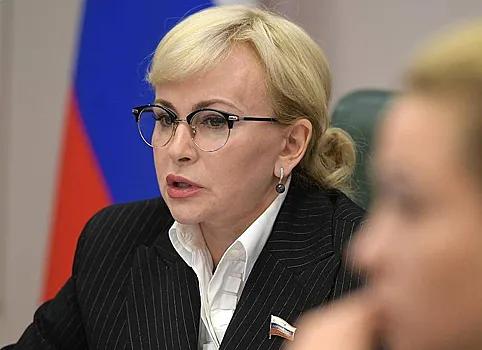「連邦評議会は、ロシアに幸福省を創設するという考えに反応した。」.... うわー、もしこれが審議されているとしたら... 彼らは深い暗い場所にいる。
