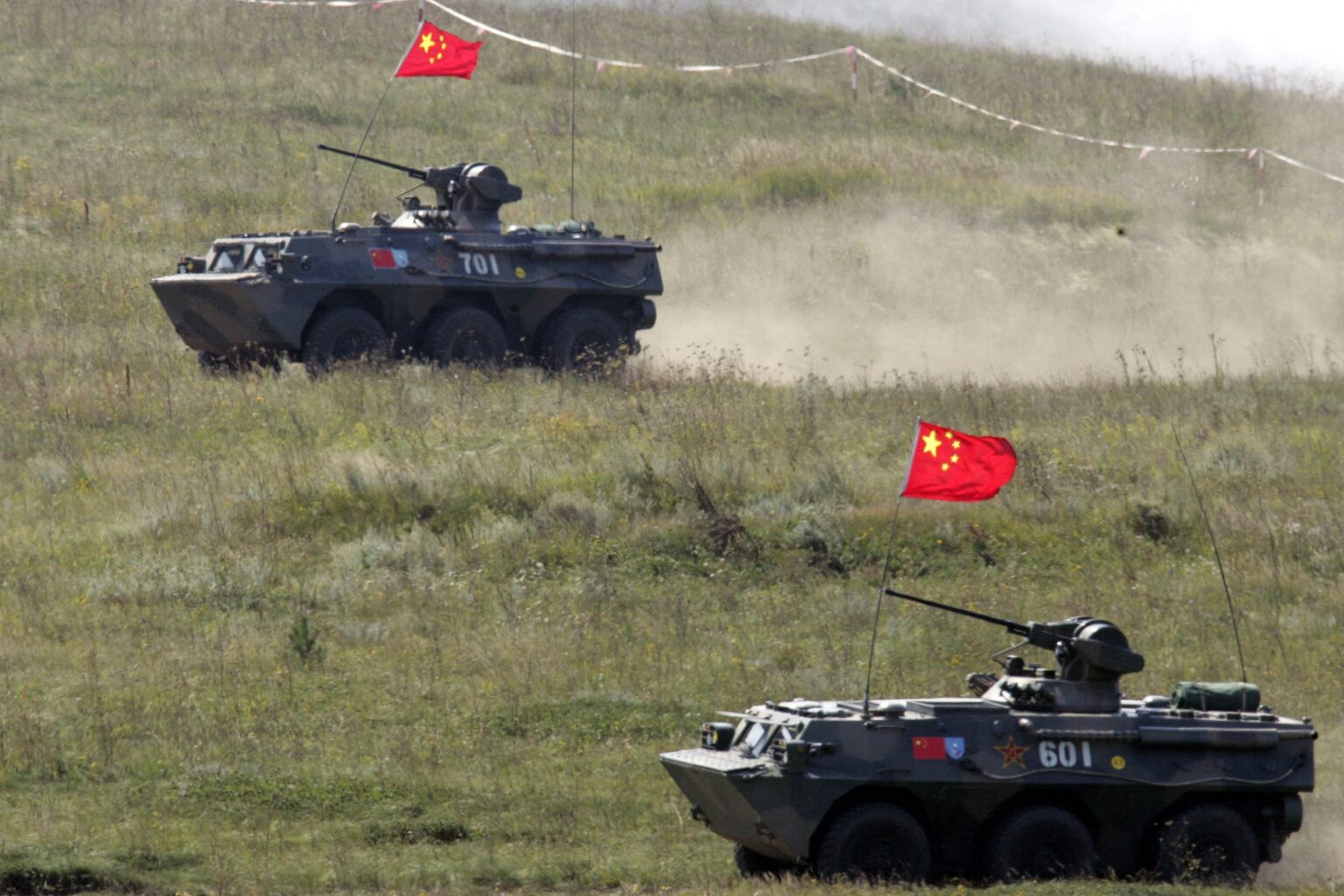 ウクライナ、メリトポリでロシア製装備品の中に中国製迫撃砲弾を発見
