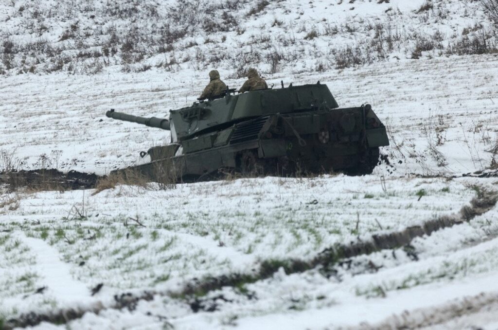 冷戦時代のレオパルト1号戦車がウクライナで発見、初めて実動すると伝えられる