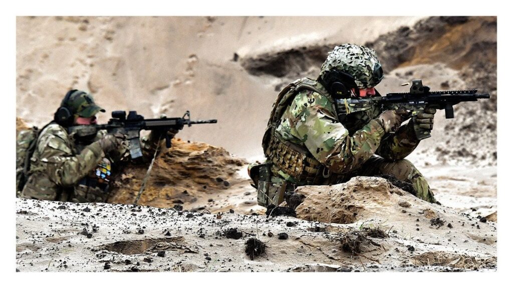 ウクライナの民間人が戦争に向けて訓練、民間部門が歩兵スキルの需要拡大を埋める