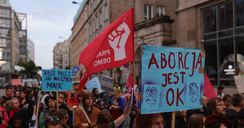 ポーランドの中絶法に関する最新調査 ポーランドの中絶法に関する最新調査