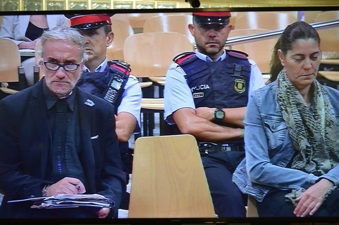 ナディアさんの治療費として寄付金をだまし取ったナディアさんの両親は被害者に賠償しなければならない