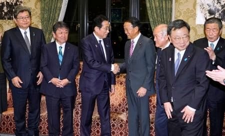 閣僚ら「高額会食」１２０件 岸田首相、懐石に９０万円