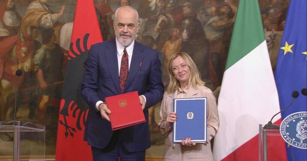移民のジョルジア・メローニがエディ・ラマと協定に署名：「アルバニアにイタリアの収集センターを2つ」