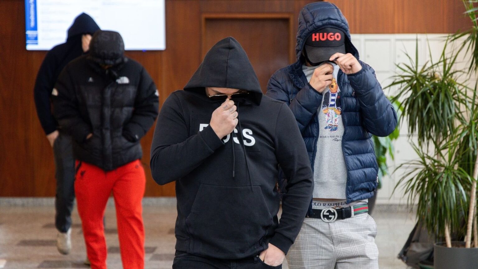25人の被告の運命は今日決定されるだろう - ヴィシル