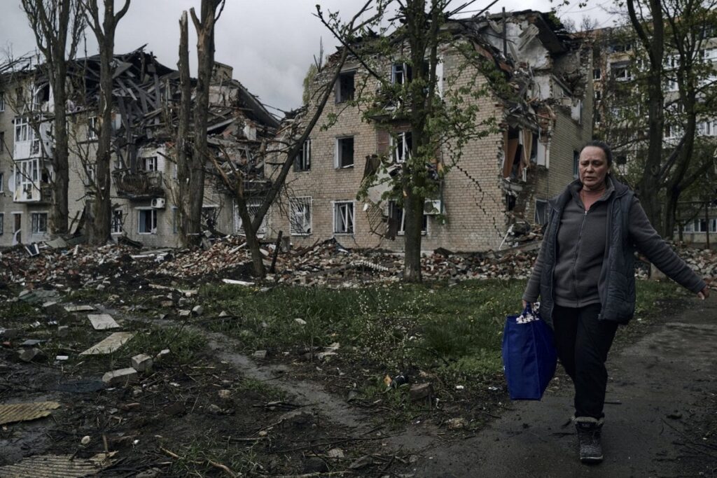ドネツク地域のLTV：ロシアはアヴディエフカへの新たな攻撃の波を準備中