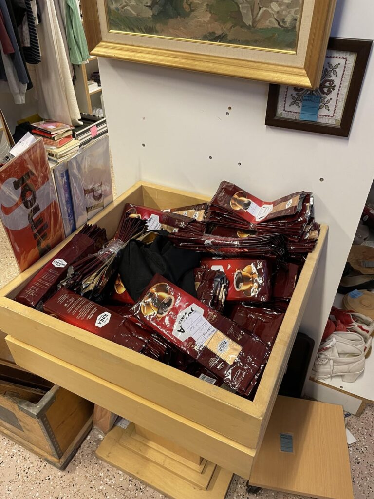 Juhla Mokka コーヒーのパッケージに何か問題はありますか?