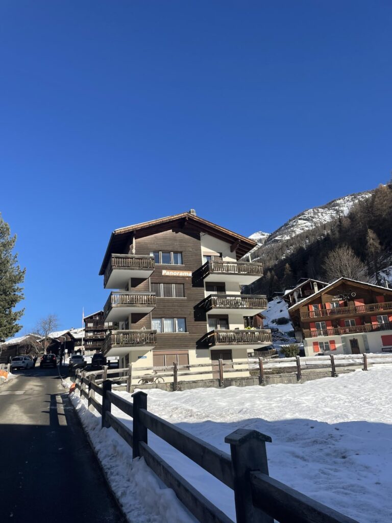 ヴァレー州では屋根裏部屋は居住可能な空間ですか?