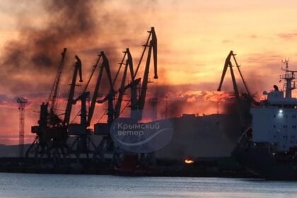 遅ればせながら、クレムリン、ロシア軍艦がウクライナ攻撃で衝突したことを確認