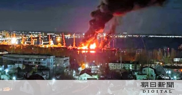 ウクライナ軍、ロシアの大型揚陸艦を破壊と発表 巡航ミサイルを使用