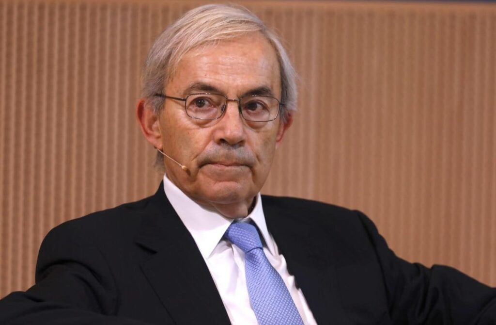 ChatGPTは週4日勤務になるだろうと述べたキプロスのノーベル賞受賞経済学者は、過去12か月間で自分の考えが正しいとさらに確信しただけだと語る