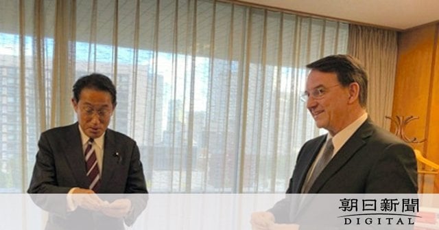 岸田氏との面談は教団友好団体が「手配」 元米議長が認め、写真提供
