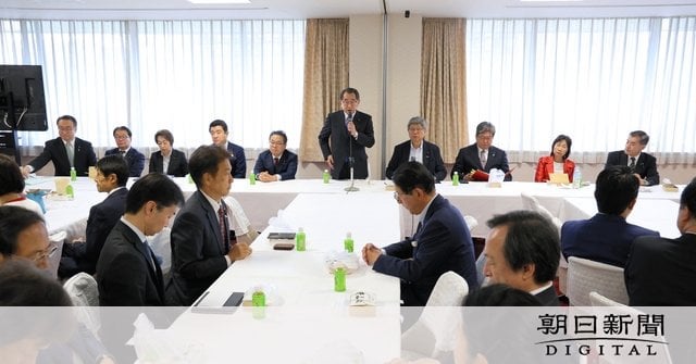 「岸田内閣は店じまい内閣」 止まらぬ支持低下、ささやかれる退陣論