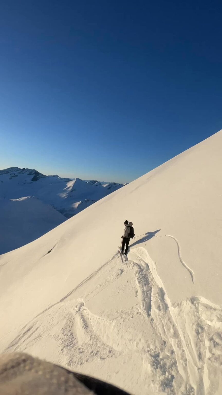 山スキーは無料ですか？