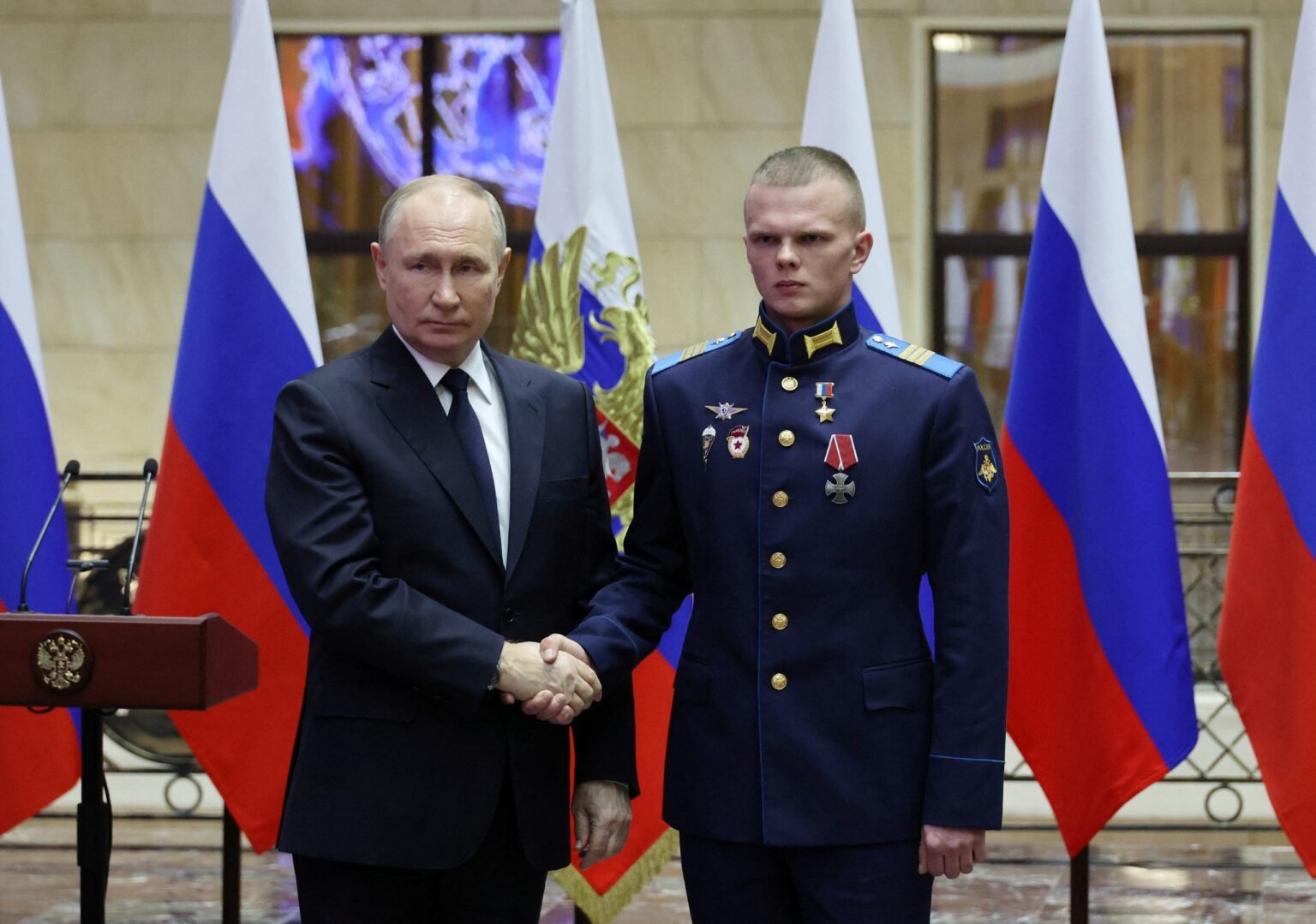 ロシア軍はウクライナで18カ月以上目立った前進をしていないが、プーチン大統領はこれまで以上に勝利に自信を持っている―唯一の理由は西側諸国の弱さだ