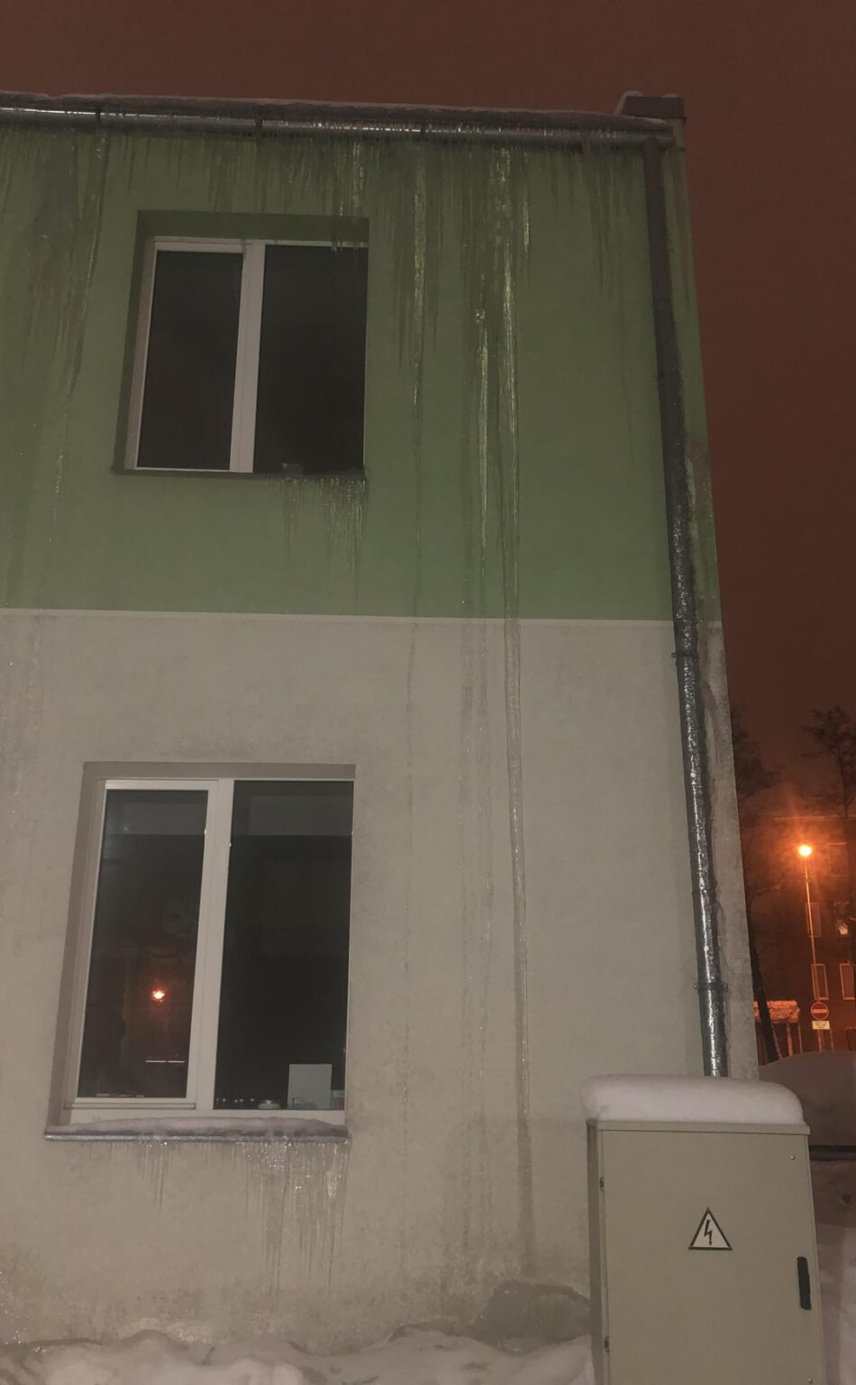 2階建ての氷柱！