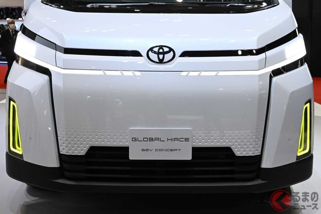 トヨタの次世代「ハイエース」はセミボンネット型を採用!? 全長5m超の「300系」現行モデルより何がイイ？