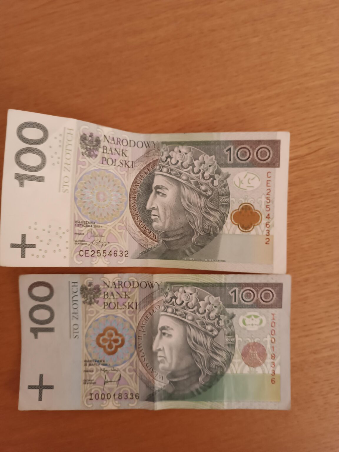 外貨両替業者から偽のズロチを入手しましたか?