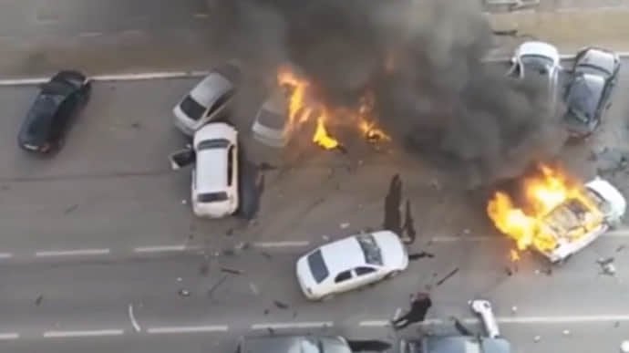 ロシアの防空側のミスによりベルゴロド中心部で爆発と火災が発生と報告