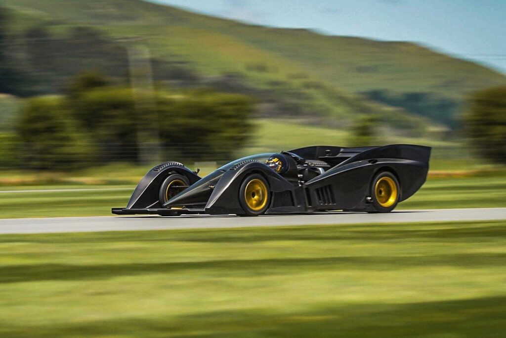 ローディン、F1超えの性能目指すハイブリッドハイパーカー“エフゼロ”の初テストを完了「他にはないクルマだ！」