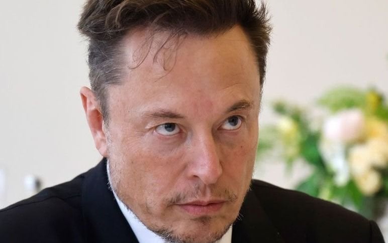 有り金が底をつき、オフィスの水まで有料に…窮地のイーロン・マスクがテスラ社員に送った“一本のメール”の内容「人類の未来のために…」
