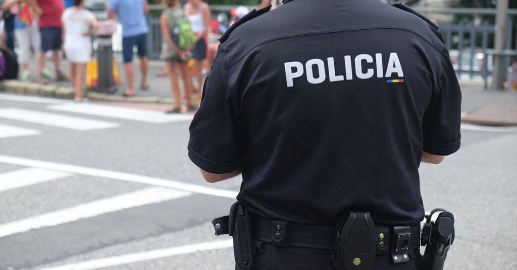 アンドラ・ラ・ベリャのバーでグラスを頭に割って逮捕