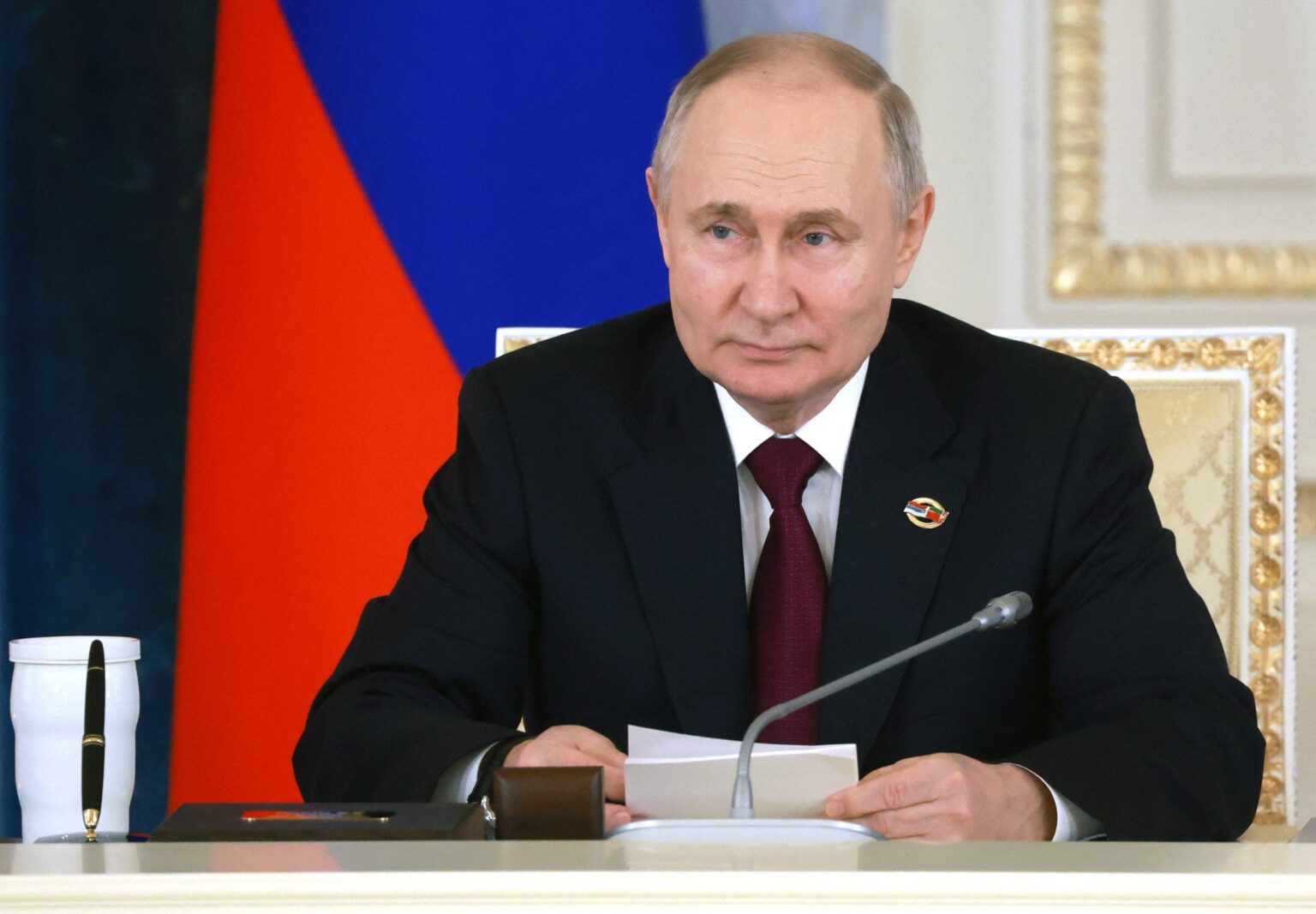 プーチン大統領、4年ぶりにNATO加盟国を訪問