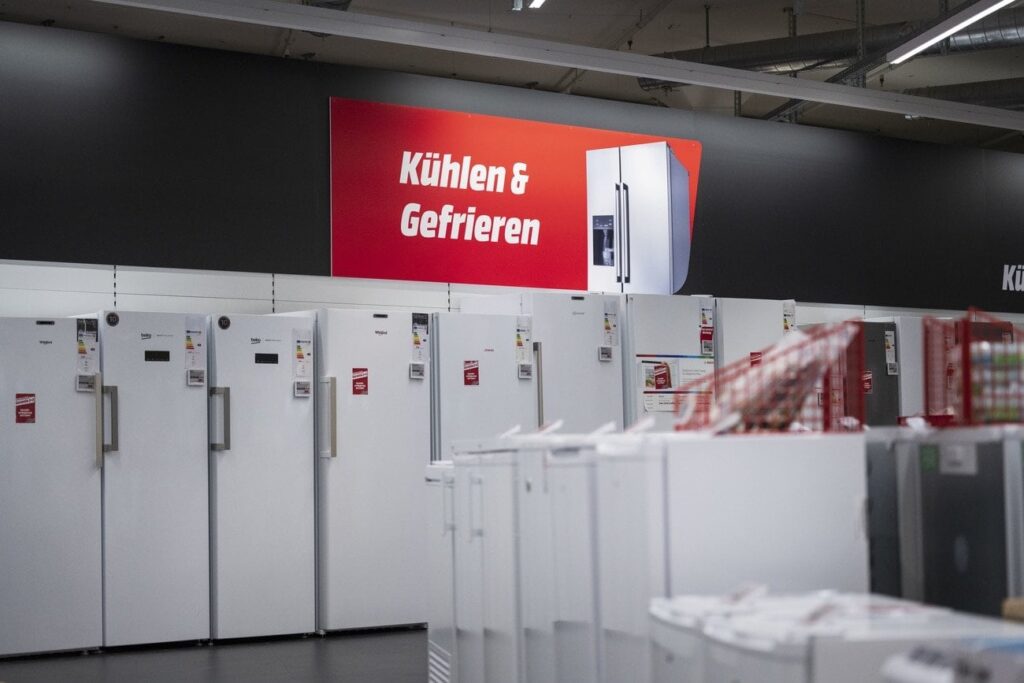 スイス、工業製品の輸入関税を撤廃