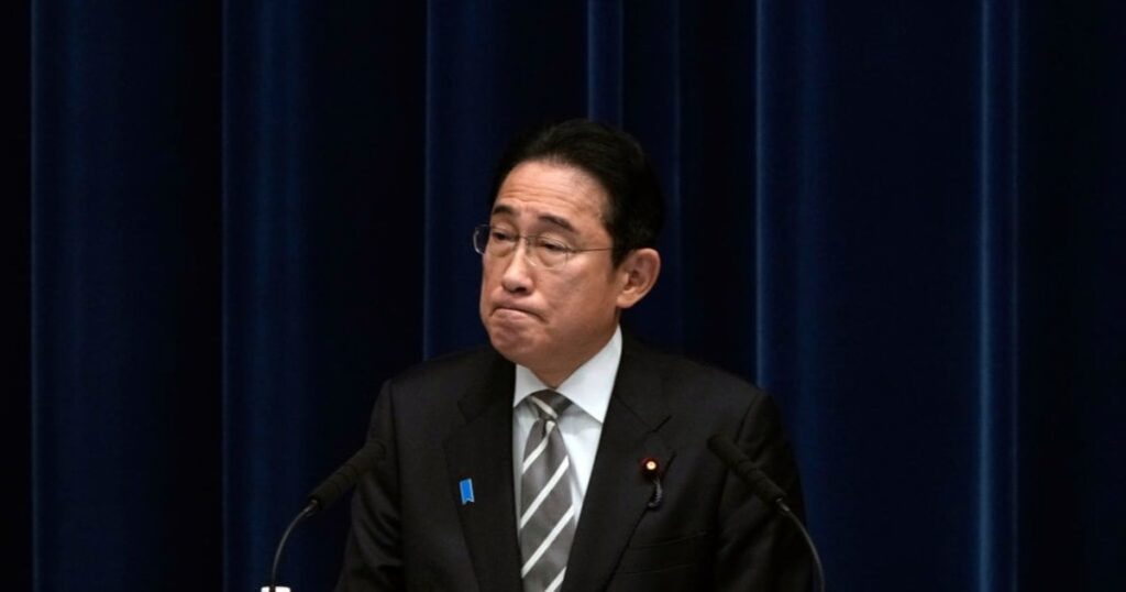 岸田首相、ここにきて「鈍感力」で逃げ切りか…パーティー裏金は自民党ではなく「安倍派の問題」