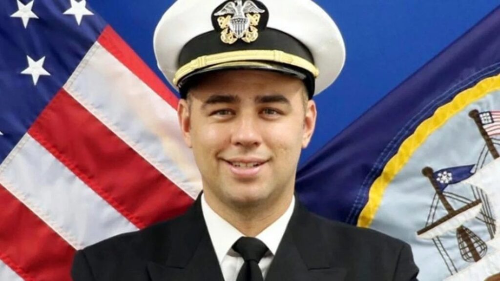 日本で交通事故起こし服役の米海軍将校を釈放、本国に移送後