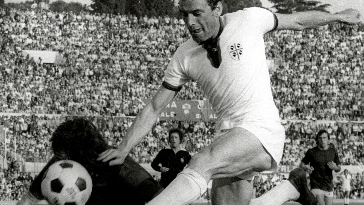 イタリアサッカー界のレジェンド、ジジ・リバ氏が死去