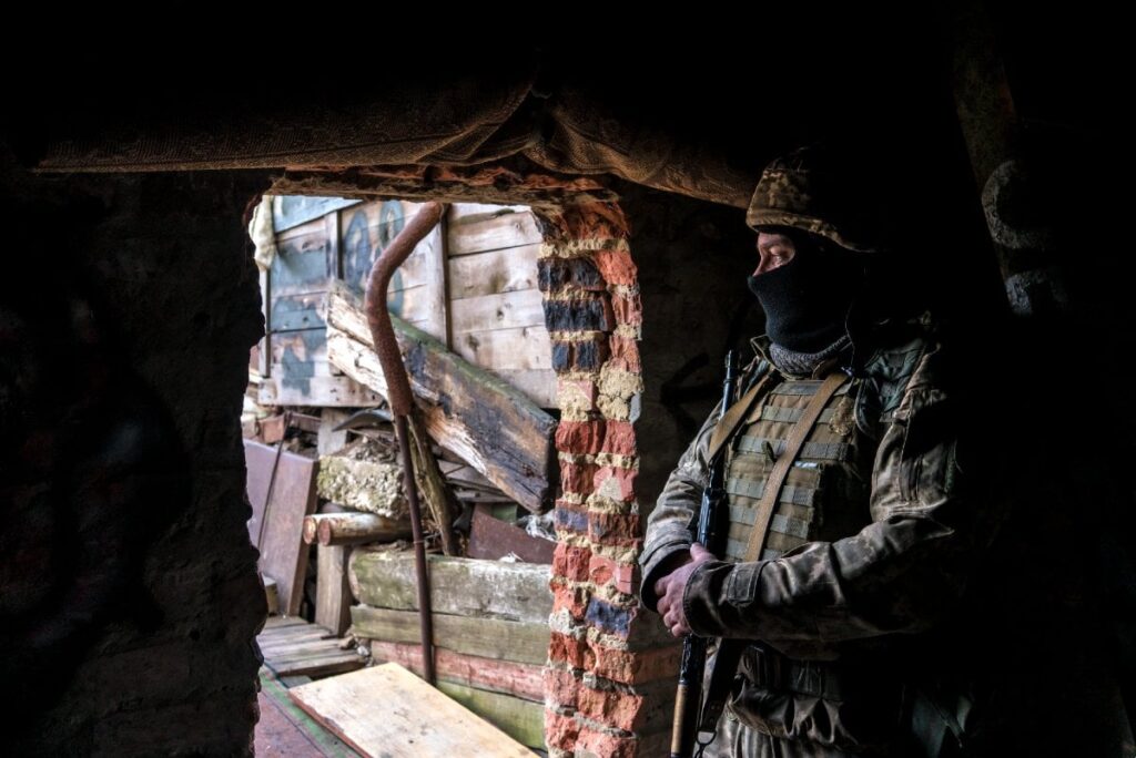 ウクライナ戦争地図はマリンカ付近でのロシアの進撃を示す