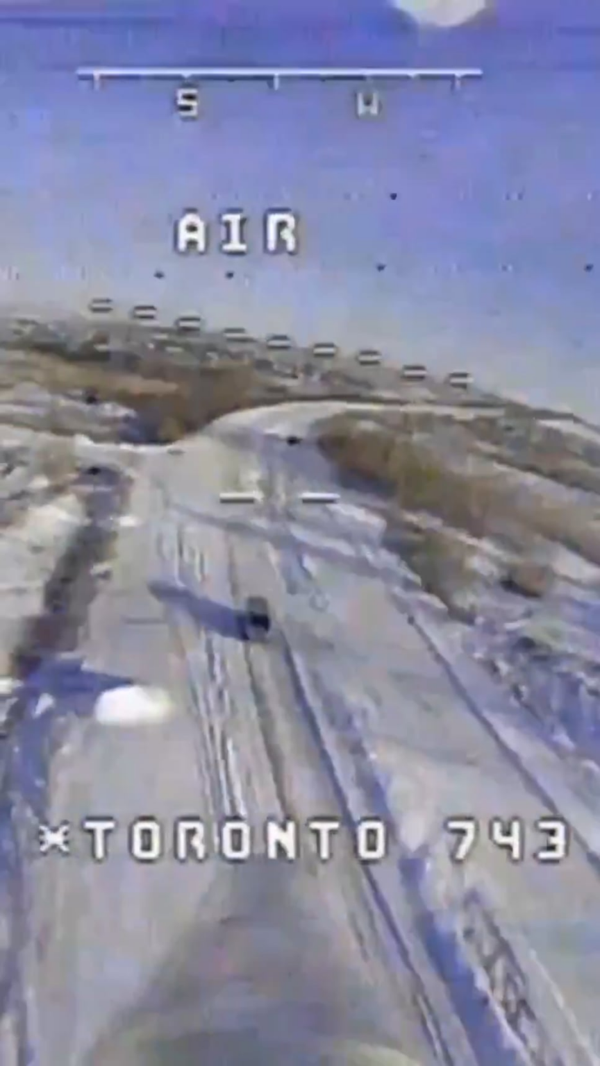 ロシア兵は車両の反応装甲としても機能する [editing from source]