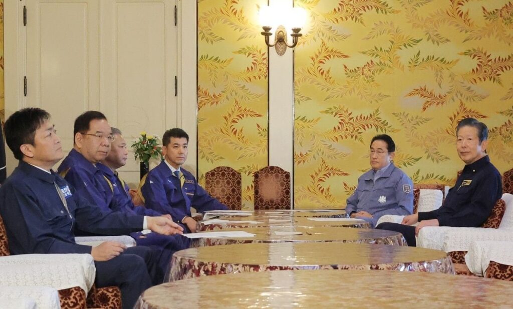 岸田首相、与野党党首に協力要請 能登地震対応、予備費増額へ