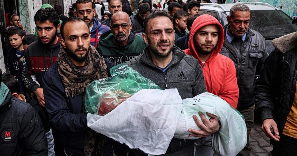 パキスタンがイランにミサイルを発射。 テヘラン：「子供４人と女性３人が死亡」
