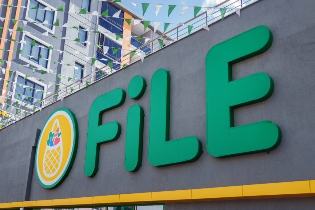 スーパーマーケット「Mercadonner: File」に電話する機会を逃した。スペインのスーパーマーケットを彷彿とさせるトルコのスーパーマーケット